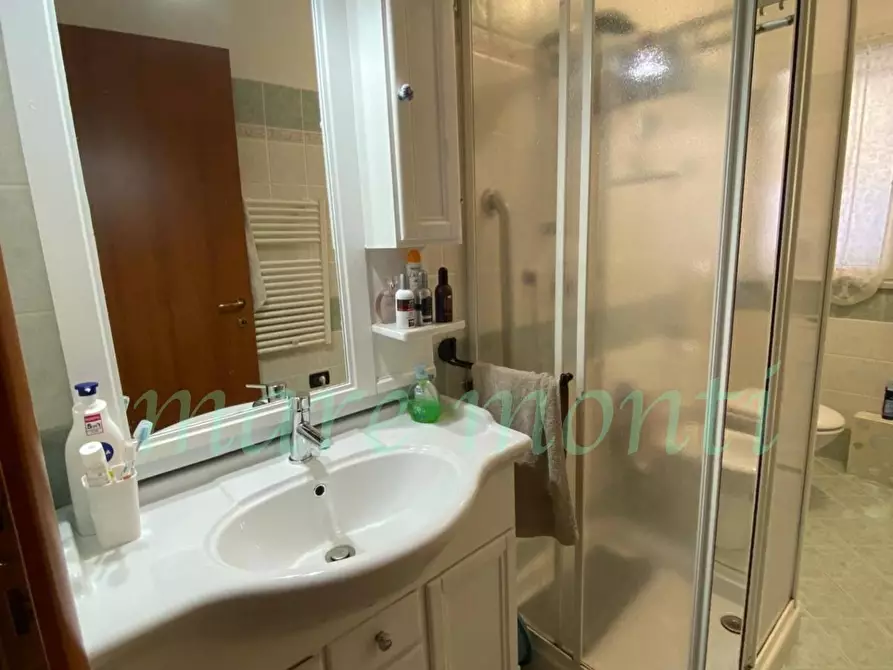 Immagine 11 di Appartamento in vendita  in via alessandria a Savona