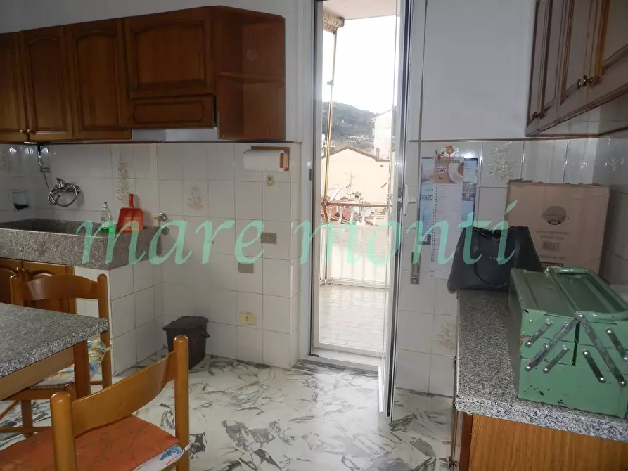 Immagine 16 di Appartamento in vendita  in via crispi a Savona