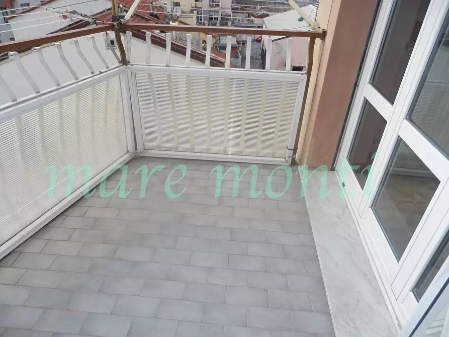 Immagine 17 di Appartamento in vendita  in via crispi a Savona