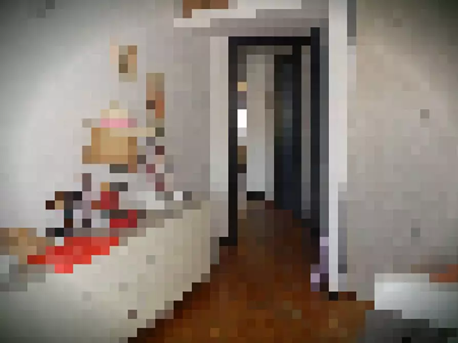 Immagine 23 di Appartamento in vendita  in via verzellino a Savona