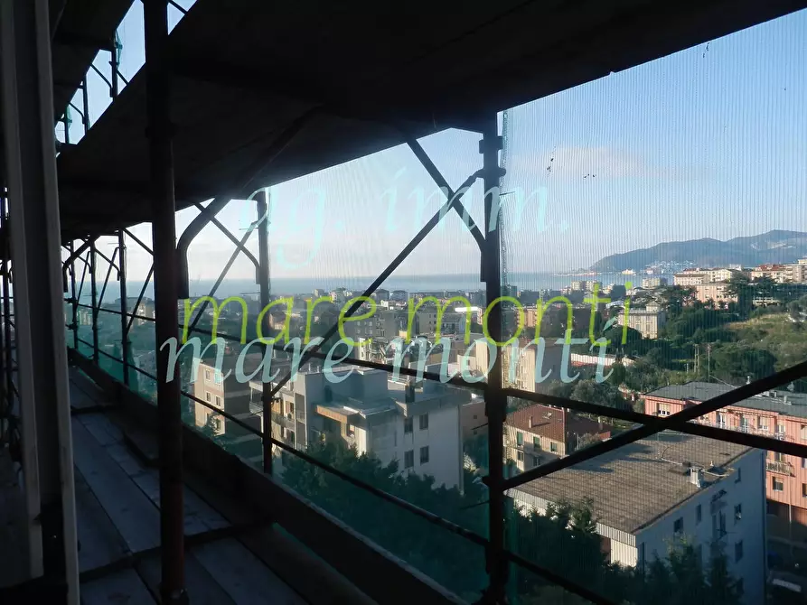 Immagine 3 di Appartamento in vendita  in via lanzone a Savona