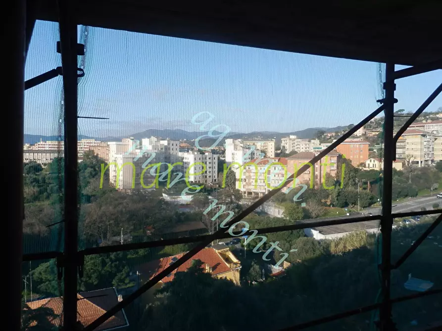 Immagine 4 di Appartamento in vendita  in via lanzone a Savona