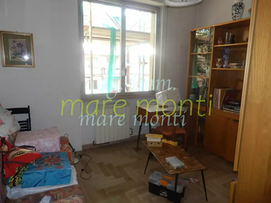 Immagine 19 di Appartamento in vendita  in via lanzone a Savona