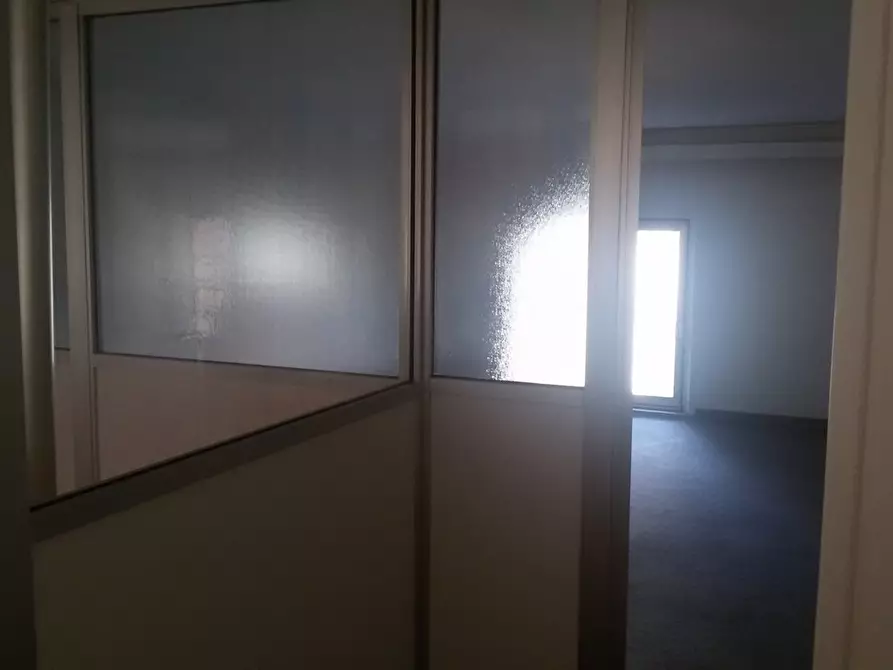 Immagine 5 di Ufficio in affitto  in Via Toscana a San Benedetto Del Tronto
