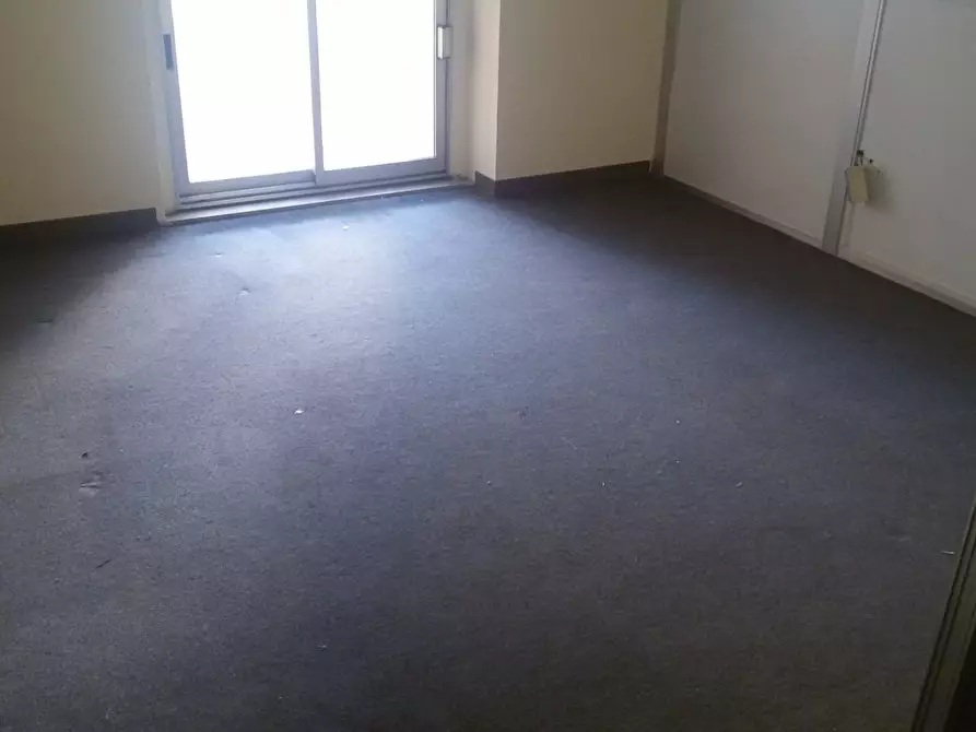 Immagine 6 di Ufficio in affitto  in Via Toscana a San Benedetto Del Tronto