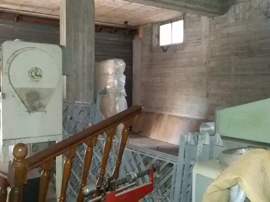 Immagine 5 di Magazzino in vendita  in Via Sant'Agnese a San Benedetto Del Tronto