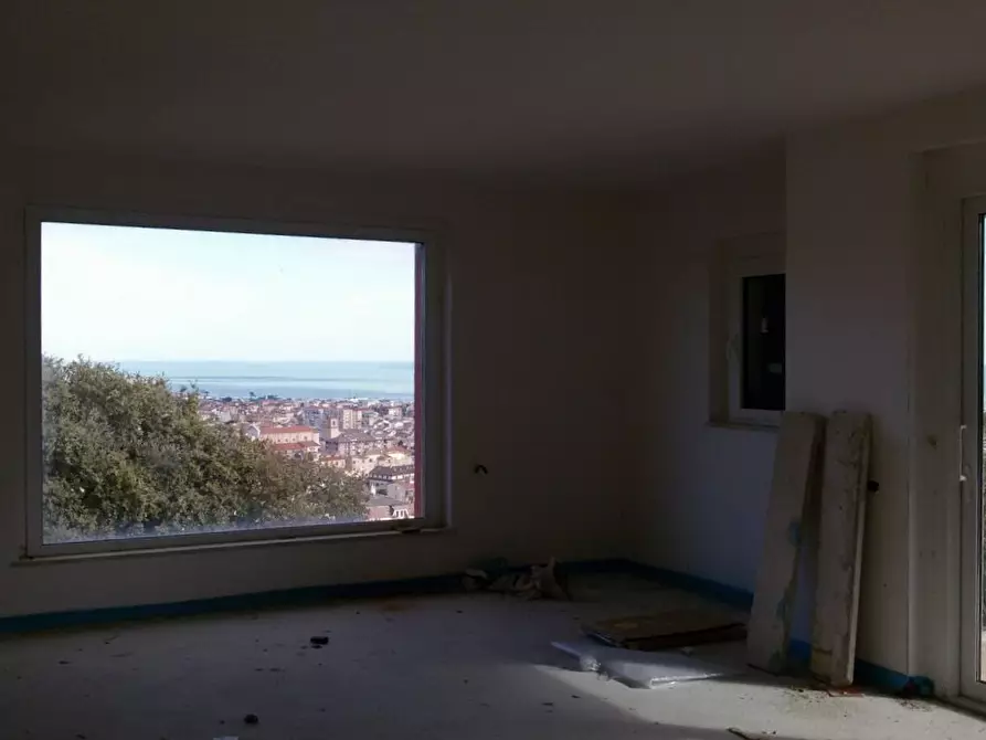 Immagine 3 di Casa bifamiliare in vendita  in Via Sigismondo Damiani a San Benedetto Del Tronto