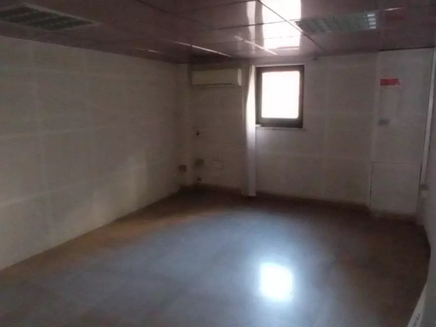 Immagine 13 di Ufficio in affitto  in Via Toscana a San Benedetto Del Tronto