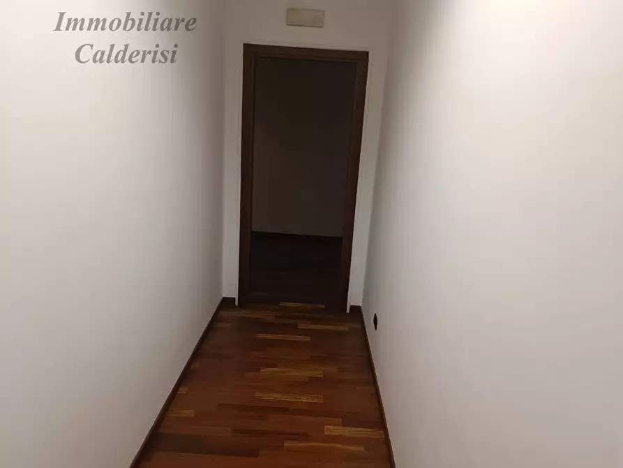 Immagine 3 di Ufficio in vendita  in Via Pasubio a San Benedetto Del Tronto