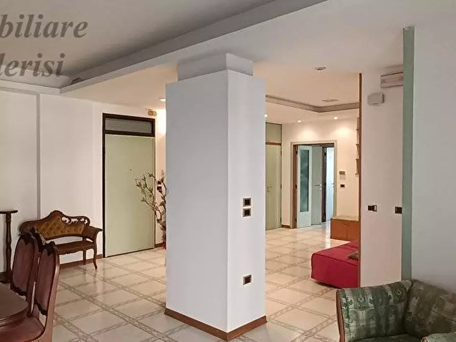 Immagine 2 di Appartamento in vendita  in Viale De Gasperi a San Benedetto Del Tronto