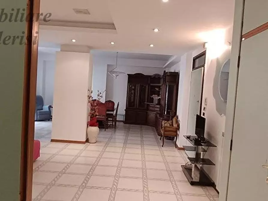 Immagine 26 di Appartamento in vendita  in Viale De Gasperi a San Benedetto Del Tronto