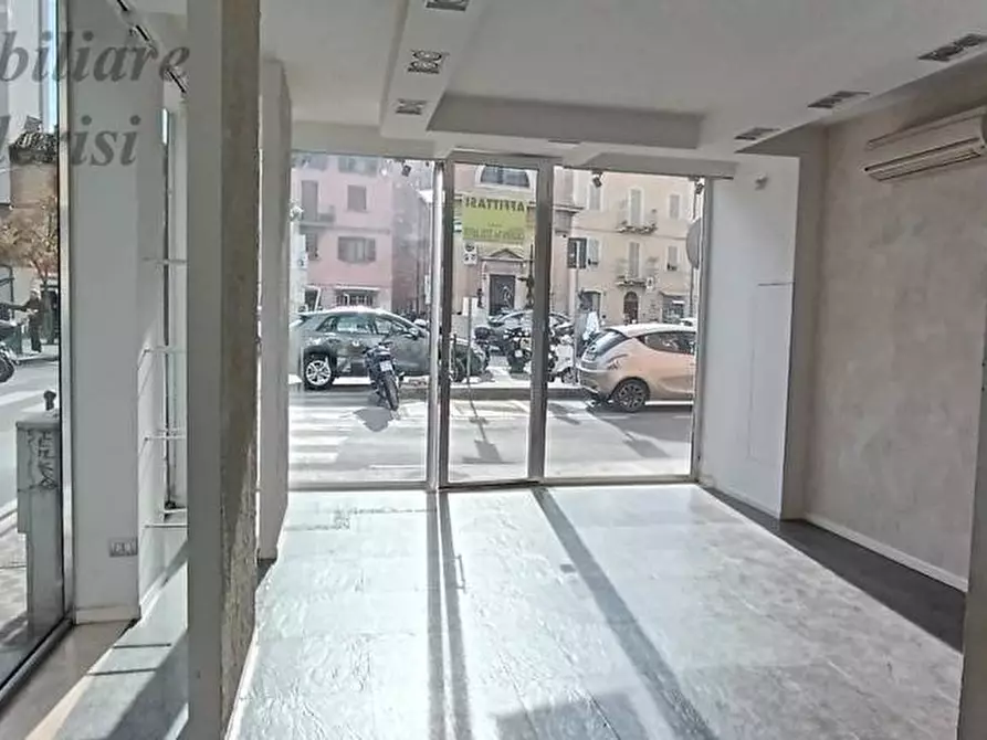 Immagine 4 di Locale commerciale in affitto  in Piazza Matteotti a San Benedetto Del Tronto