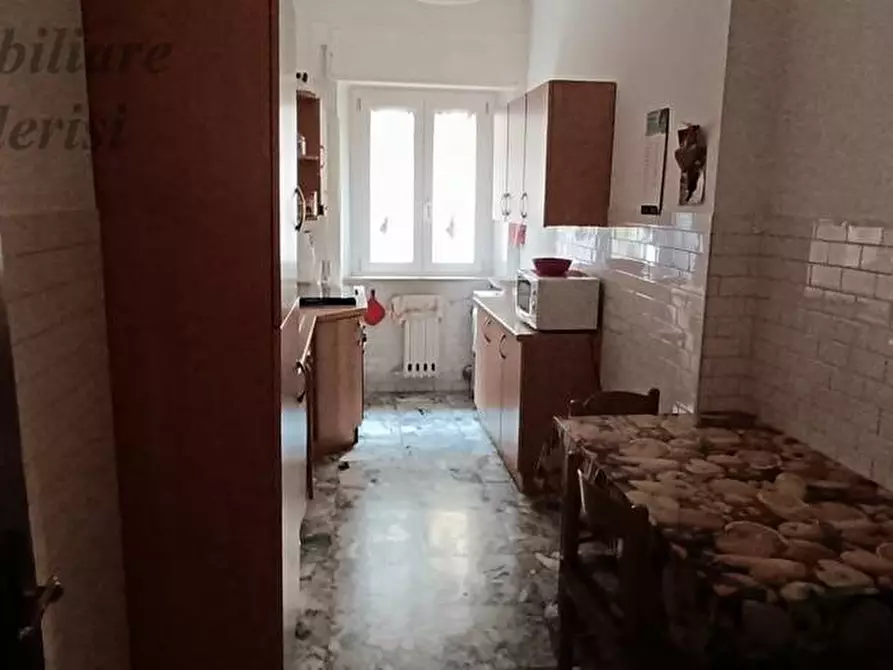 Immagine 11 di Appartamento in vendita  in Viale De Gasperi a San Benedetto Del Tronto