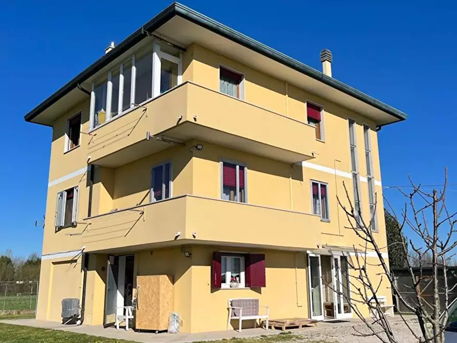Immagine 1 di Casa indipendente in vendita  in Via Ca' Colombara a Venezia