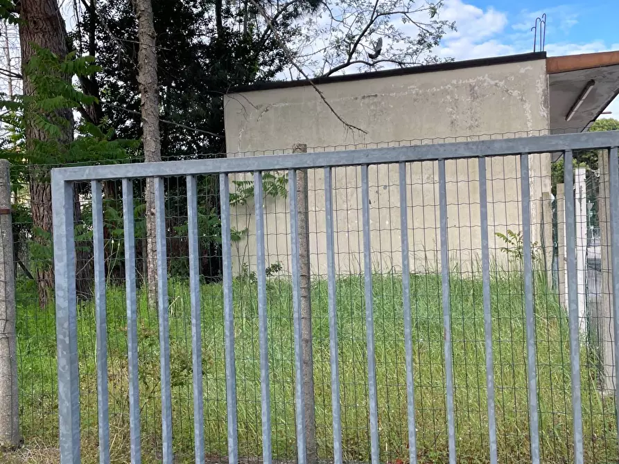 Immagine 1 di Terreno residenziale in vendita  in Via Fausta a Cavallino-Treporti