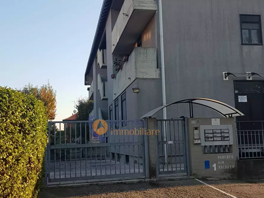 Immagine 5 di Laboratorio in vendita  in via del Gerbone a Busto Arsizio