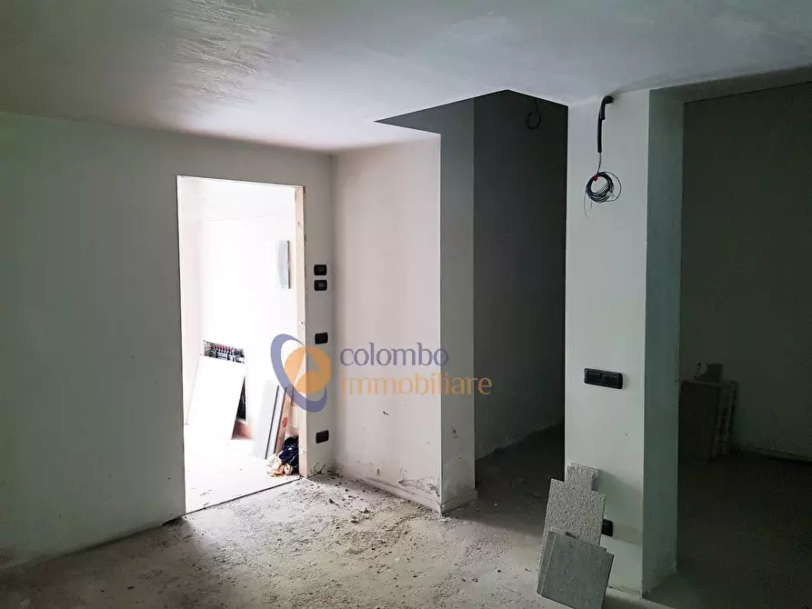 Immagine 6 di Negozio in vendita  in corso Europa a Busto Arsizio