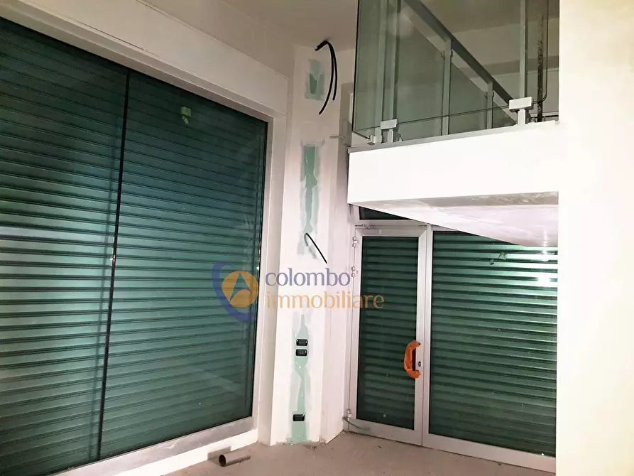 Immagine 10 di Negozio in vendita  in corso Europa a Busto Arsizio