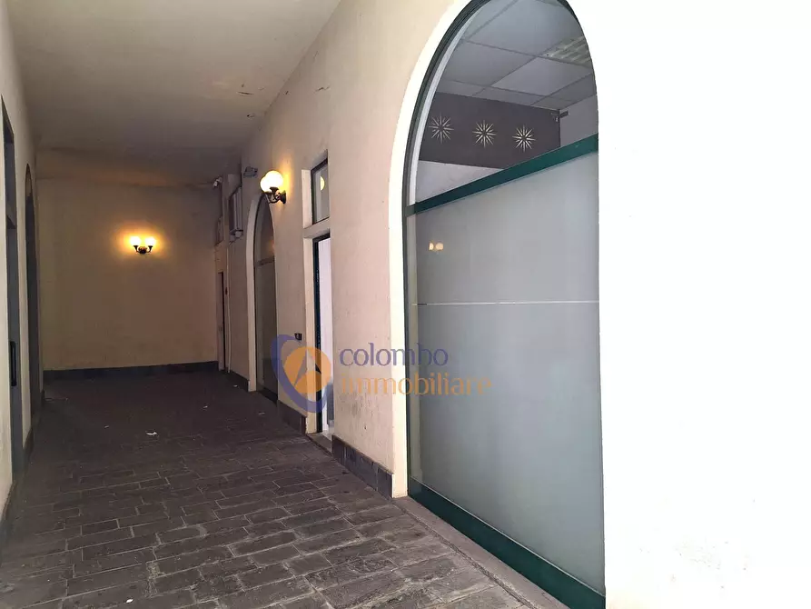 Immagine 9 di Ufficio in vendita  in via G. Mazzini a Busto Arsizio