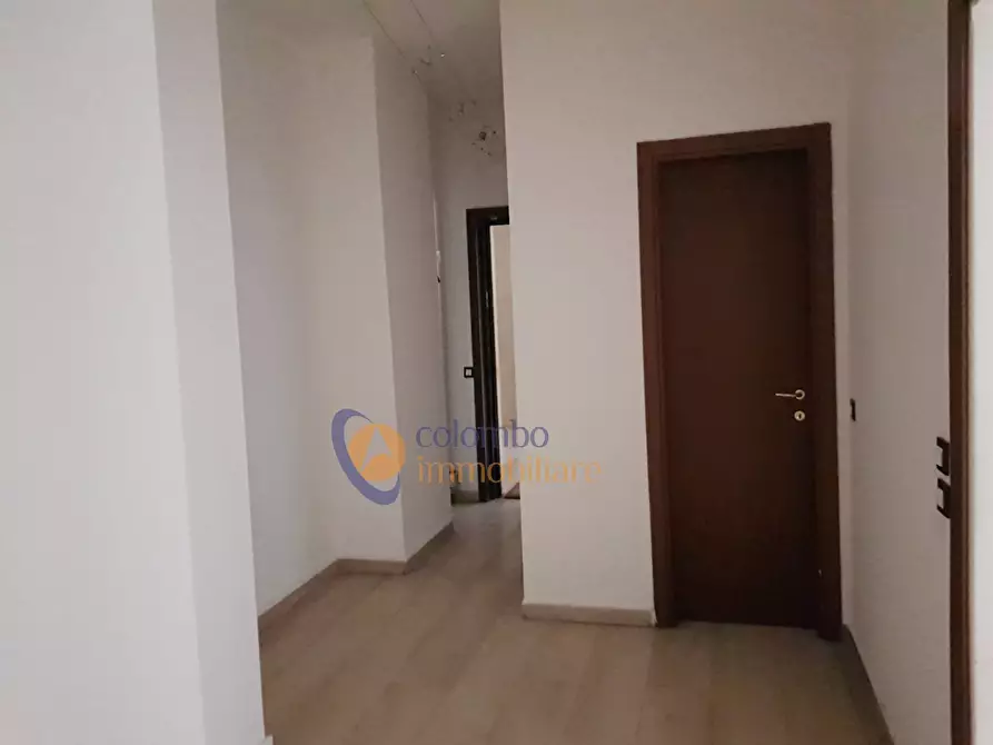 Immagine 11 di Ufficio in affitto  in via G. Mameli a Busto Arsizio