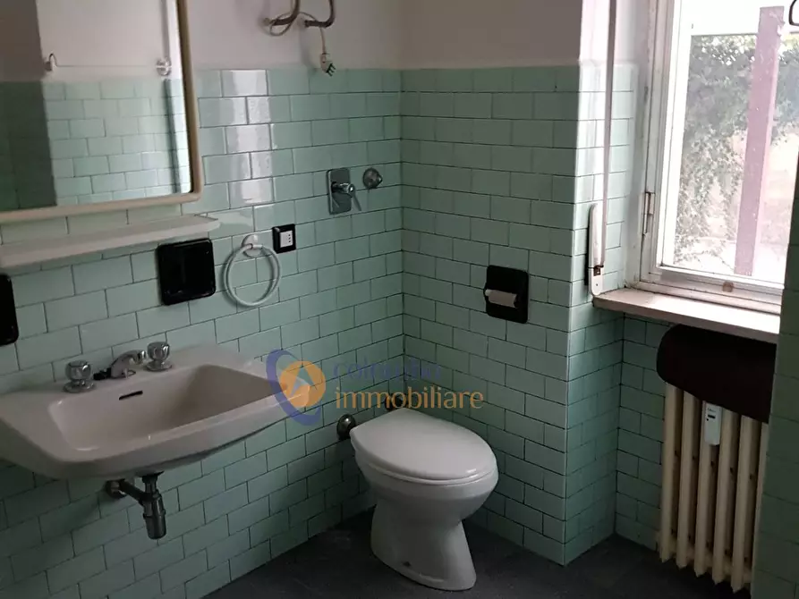 Immagine 13 di Ufficio in affitto  in via G. Mameli a Busto Arsizio