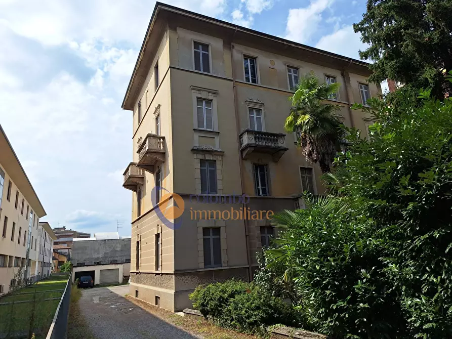 Immagine 4 di Appartamento in vendita  in viale Armando Diaz a Busto Arsizio