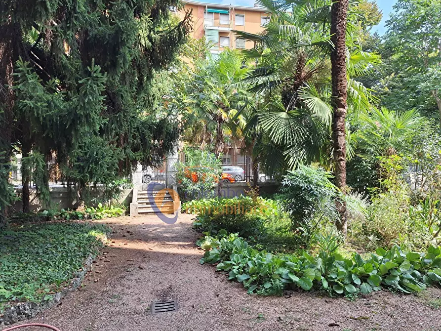 Immagine 6 di Appartamento in vendita  in viale Armando Diaz a Busto Arsizio