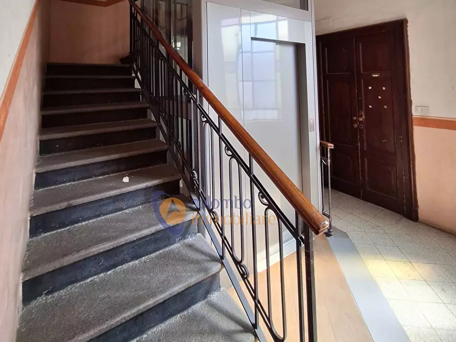 Immagine 9 di Appartamento in vendita  in viale Armando Diaz a Busto Arsizio