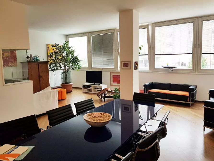 Immagine 3 di Appartamento in vendita  in via Ponzella a Busto Arsizio