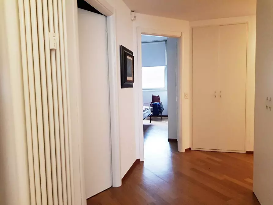 Immagine 12 di Appartamento in vendita  in via Ponzella a Busto Arsizio