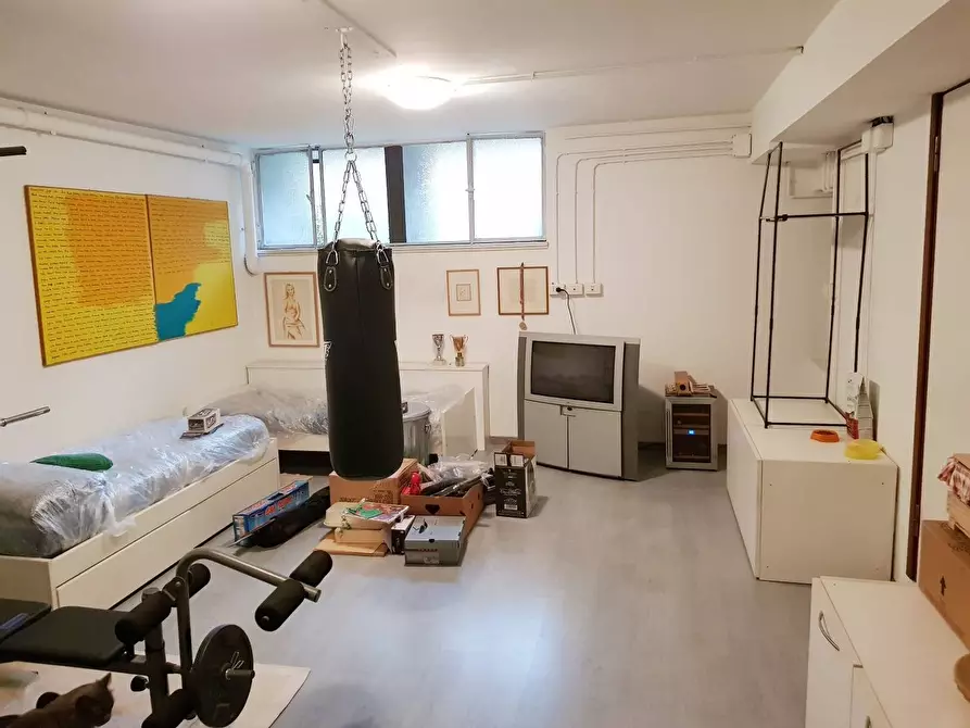 Immagine 26 di Appartamento in vendita  in via Ponzella a Busto Arsizio