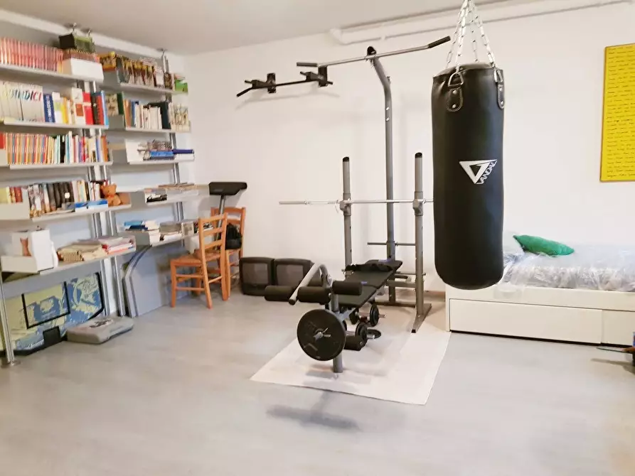 Immagine 27 di Appartamento in vendita  in via Ponzella a Busto Arsizio