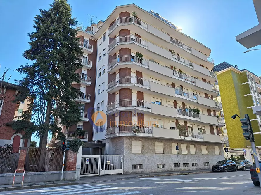 Immagine 3 di Ufficio in affitto  in via G. Mameli a Busto Arsizio