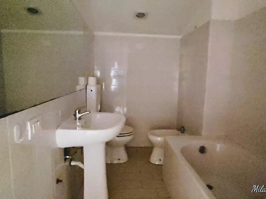 Immagine 9 di Appartamento in affitto  in Via Giovita Scalvini a Milano