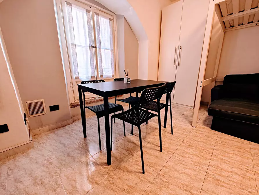 Immagine 1 di Appartamento in affitto  in Via Clusone a Milano