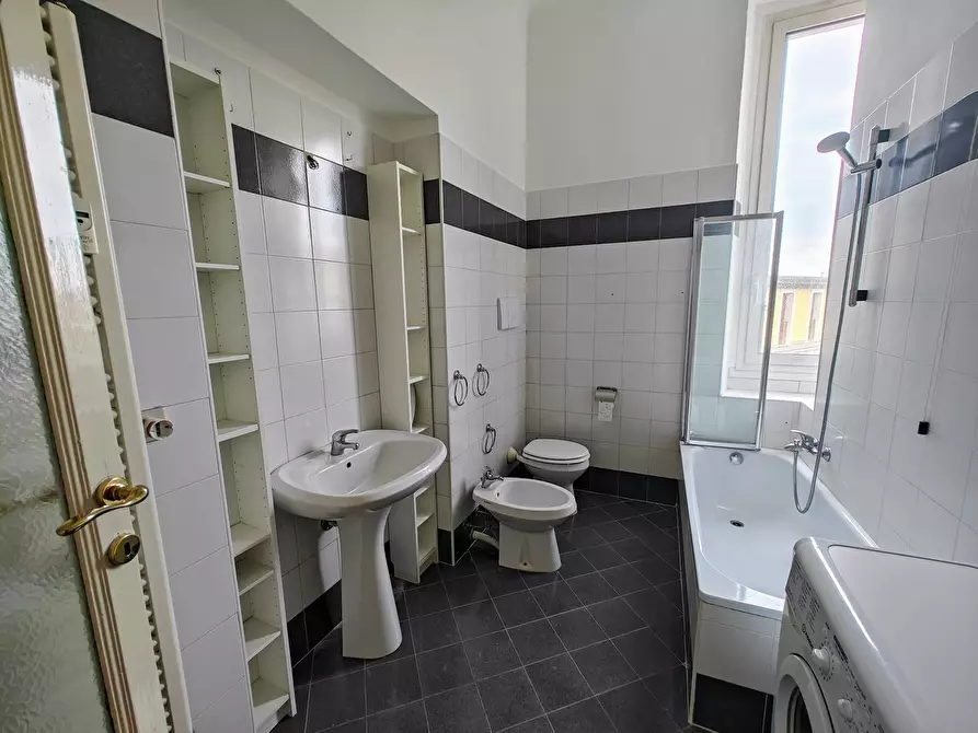 Immagine 6 di Appartamento in affitto  in Via Spartaco a Milano