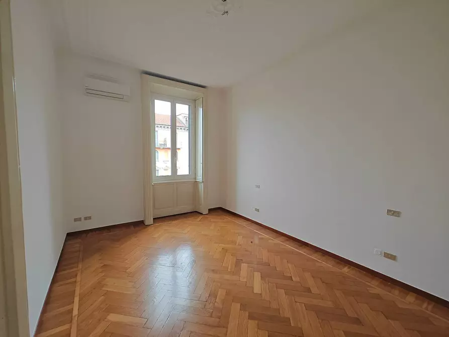Immagine 20 di Appartamento in affitto  in Via Spartaco a Milano