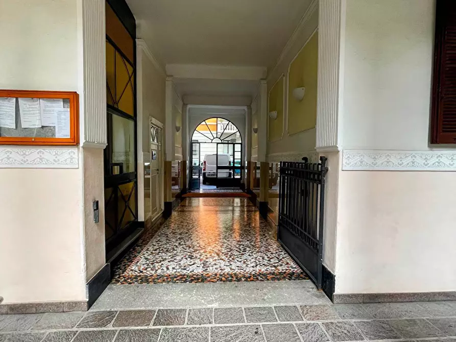 Immagine 21 di Appartamento in affitto  in Via Ercole Ferrario a Milano