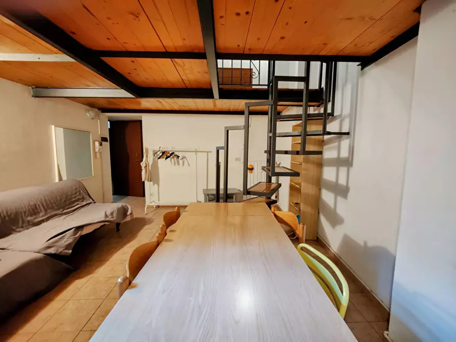 Immagine 5 di Appartamento in affitto  in Via Clusone a Milano