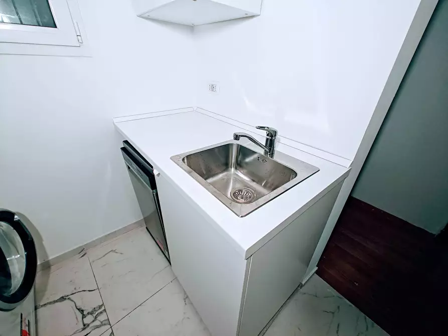 Immagine 8 di Appartamento in affitto  in Corso Di Porta Vittoria a Milano