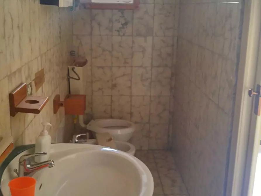 Immagine 4 di Casa indipendente in vendita  in Via Mazzini a Canosa Di Puglia