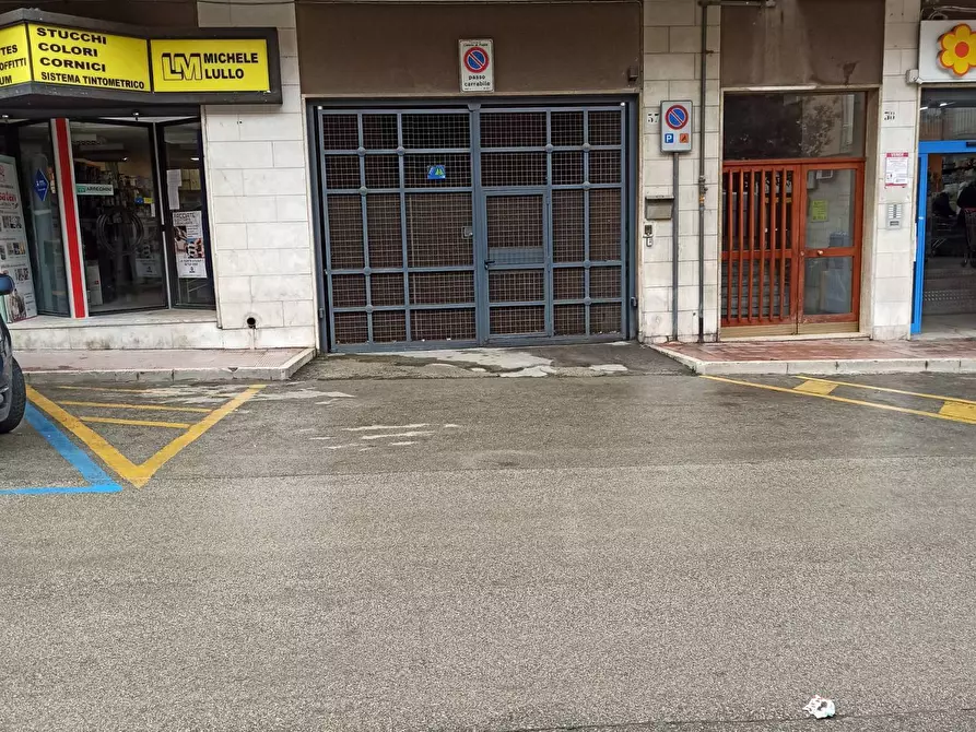 Immagine 1 di Box auto in affitto  in Piazza Terme a Canosa Di Puglia