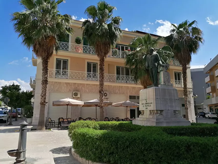 Immagine 1 di Appartamento in vendita  in via Kennedy a Canosa Di Puglia