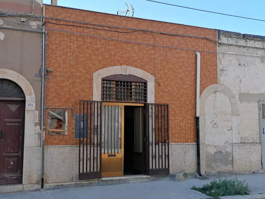 Immagine 1 di Casa indipendente in vendita  in Corso Garibaldi a Canosa Di Puglia