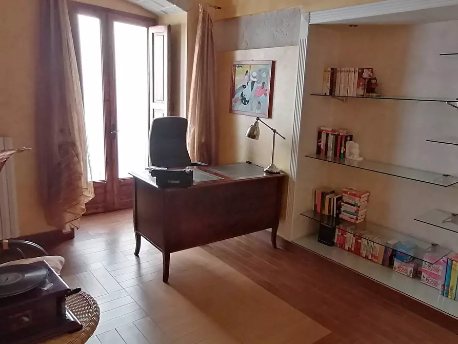 Immagine 10 di Casa indipendente in vendita  in via Sassani a Canosa Di Puglia