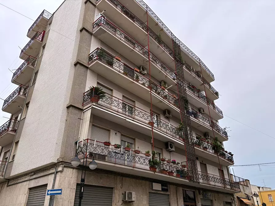 Immagine 1 di Appartamento in vendita  in via Bovio a Canosa Di Puglia