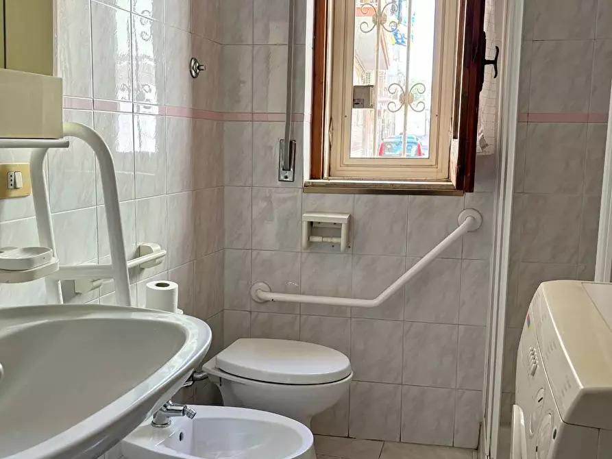 Immagine 8 di Casa indipendente in vendita  in via Dante Alighieri a Canosa Di Puglia