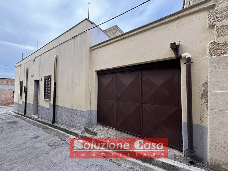 Immagine 2 di Casa indipendente in vendita  in vico Pisani a Canosa Di Puglia