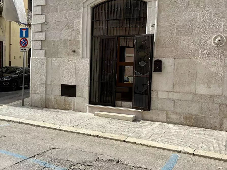 casa indipendente in vendita a Canosa di Puglia