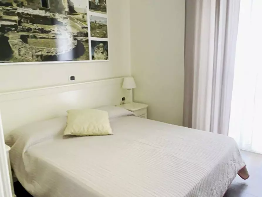 Immagine 6 di Attività commerciale in vendita  in via Ettore Carafa a Canosa Di Puglia